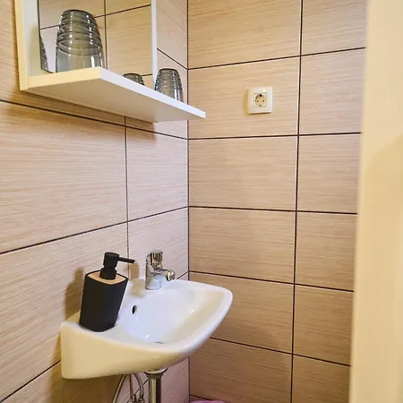 Διαμέρισμα M&m